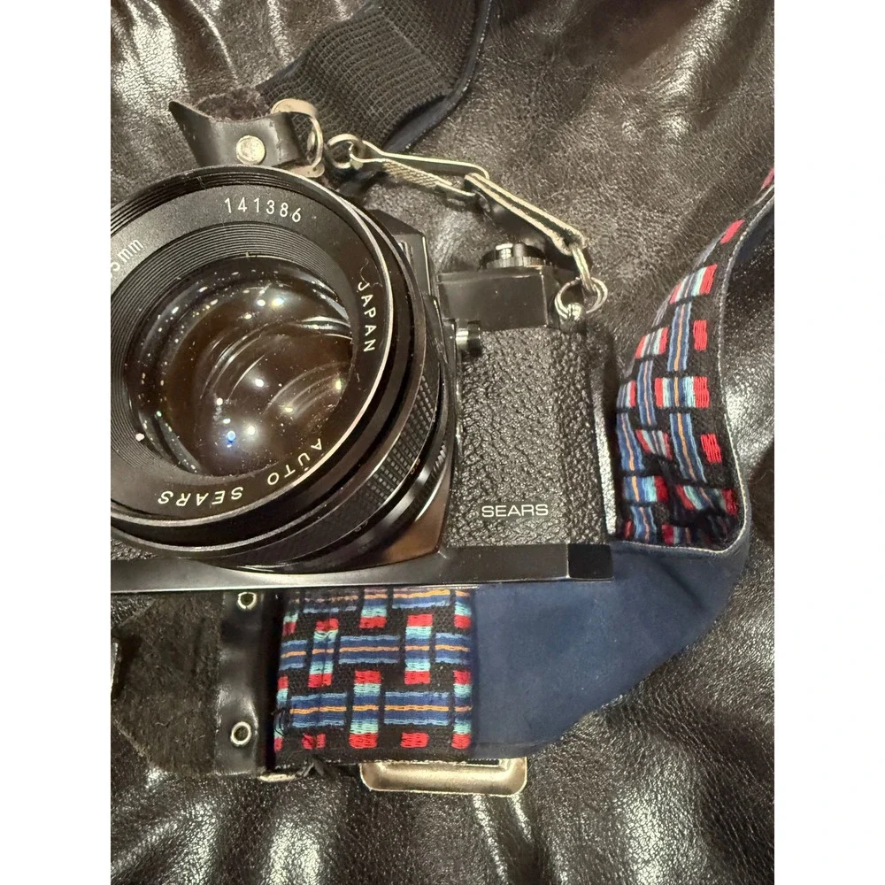 Sears‎ 2000 ES 35mm SLR Film Camera with Auto Sears 55mm f1.4 Lens Japan Black